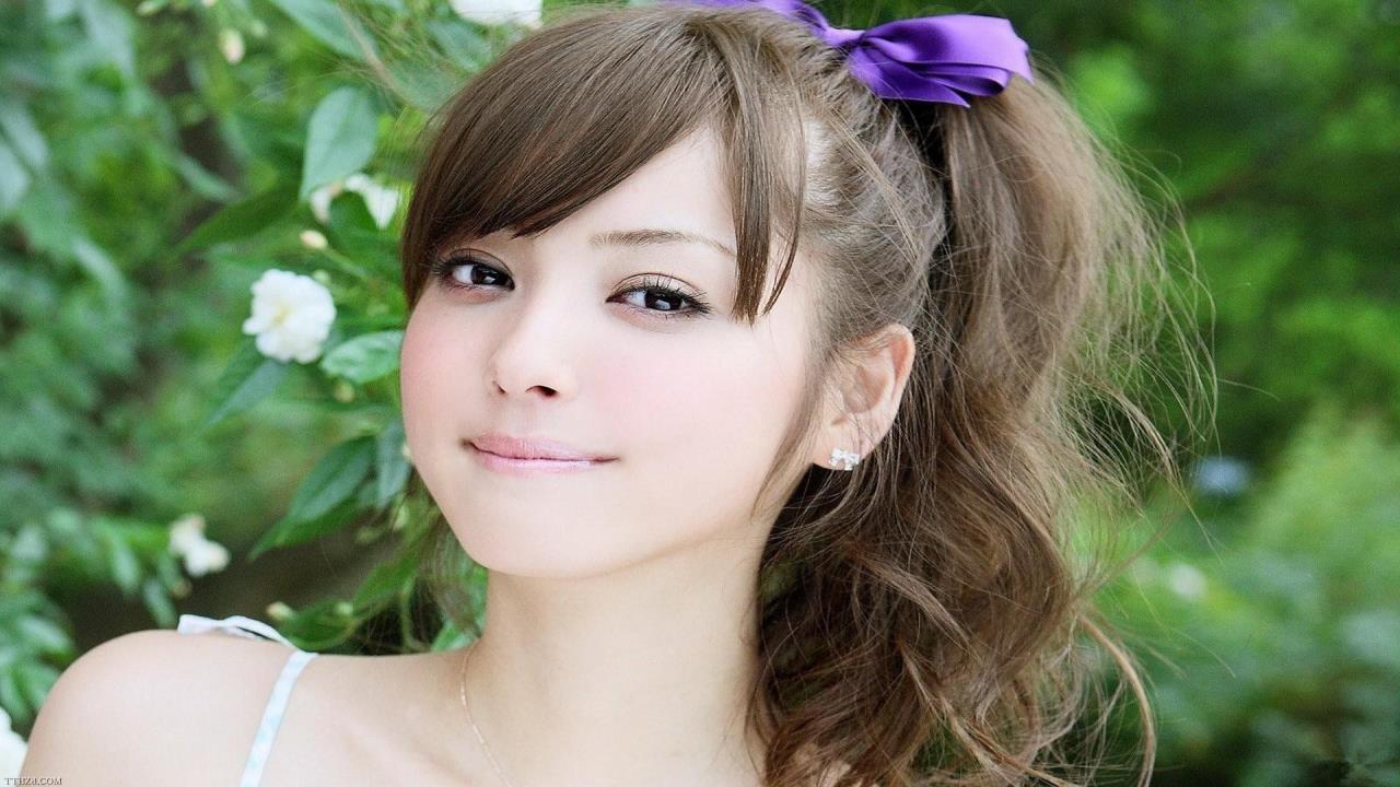 青青草日韩欧美:  解读新世代的时尚与文化融合
