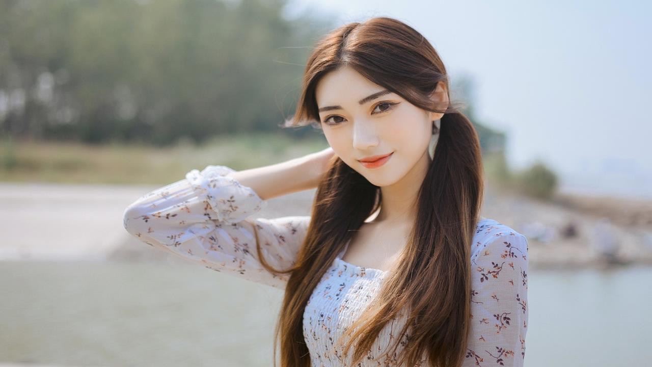穿越云海，探索未知——云之国游戏揭秘