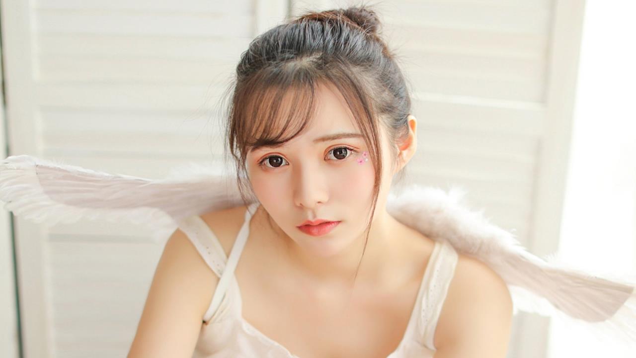 善良的小姨子2018: 细腻描绘亲情与善良的动人瞬间